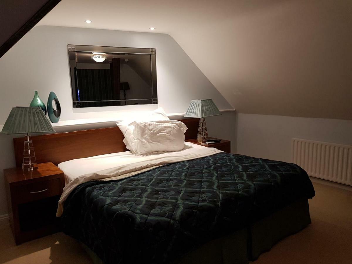 Bed and Breakfast Ye Olde Red Lion Newbury  Exteriér fotografie