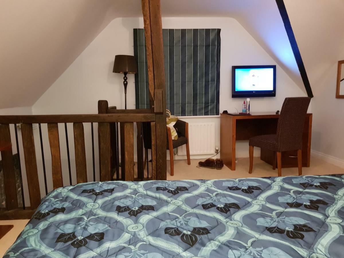 Bed and Breakfast Ye Olde Red Lion Newbury  Exteriér fotografie